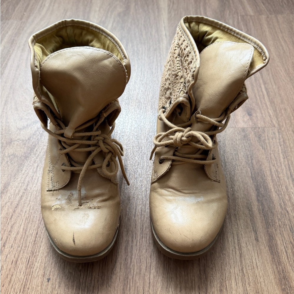 Stylish Tan Lace-Up Combat Boots
